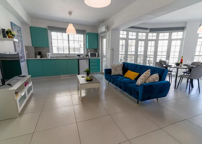 Daire Jana's 2-br In